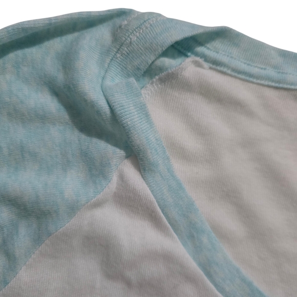 NEW ♥︎ TNA • Women's White and Light Blue Graphic Raglan Baseball 3/4 Tee - Picture 5 of 6